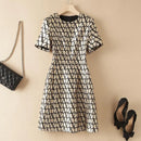 Vestido Jacquard Novo de Primavera, Manga Curta, Modelo Sofisticado, Elegante para Trabalho, Decote Redondo, Ajuste Slim, Saia A-Line de Verão, 2024
