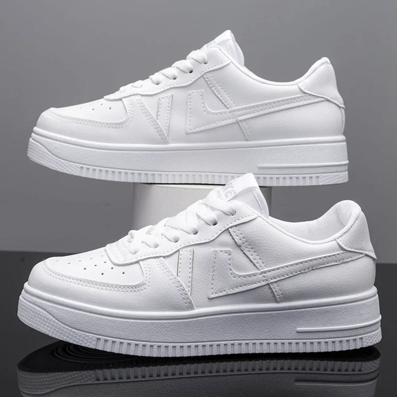 Tênis Casual Unissex, Superfície em Couro Impermeável, Estilo Air Force One, Com Palmilha que Aumenta a Altura, Para Casal, Solado Grosso, Confortáveis para Uso Diário