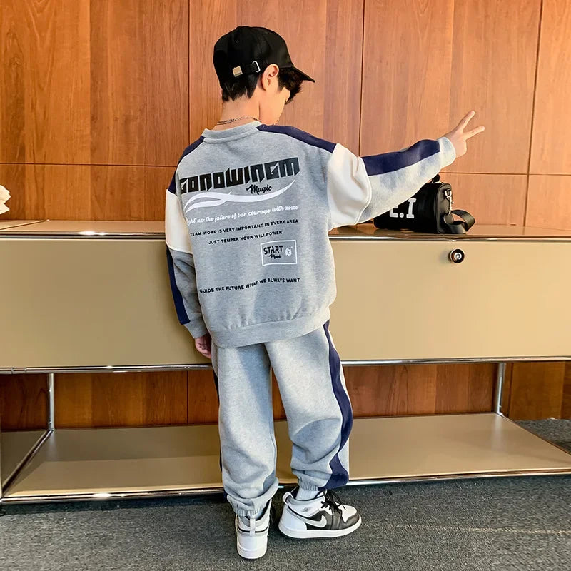 Conjunto Infantil Masculino 2 Peças para Primavera/Outono, Moletom Estilo Esportivo, Roupa Moderna da Nova Coleção 2024, Moda Infantil