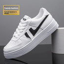 Tênis Casual Unissex, Superfície em Couro Impermeável, Estilo Air Force One, Com Palmilha que Aumenta a Altura, Para Casal, Solado Grosso, Confortáveis para Uso Diário